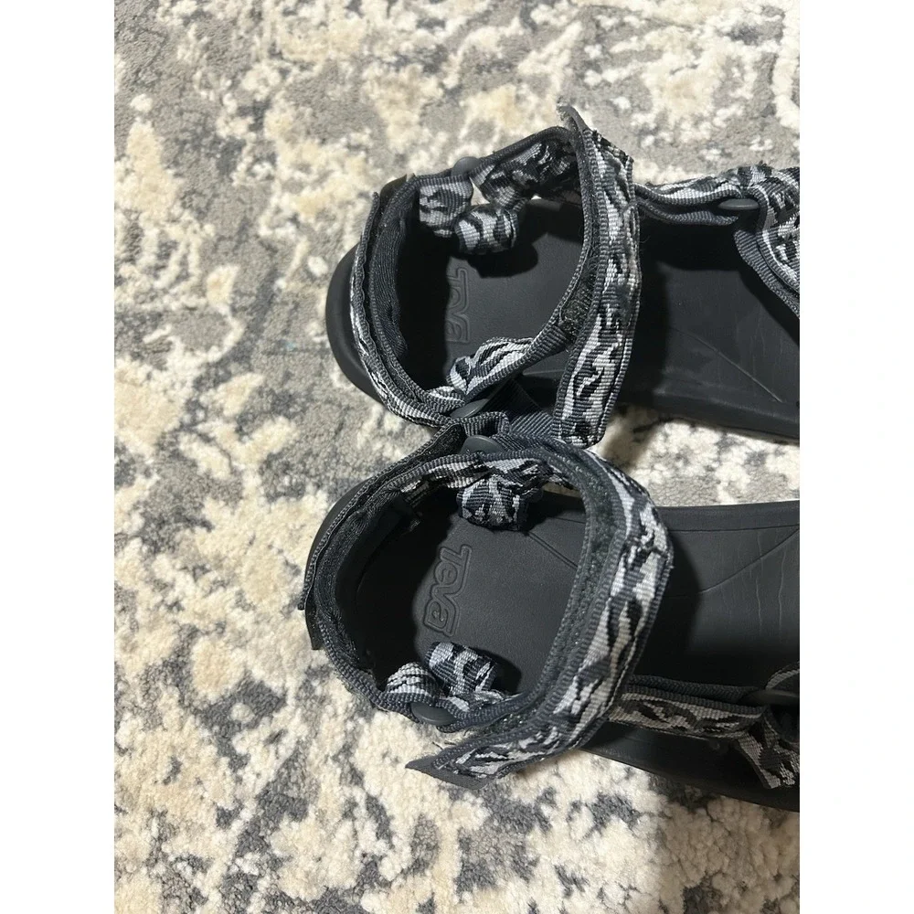 Boys Black Camo Teva Sandals Size 5